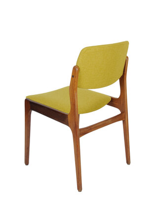 VERKOCHT  Set vintage stoelen opnieuw gestoffeerd