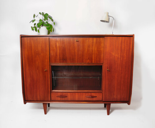 VERKOCHT Vintage mid century highboard met vitrine deel