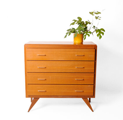 VERKOCHT Vintage commode/ ladekast