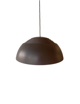 VERKOCHT Vintage hanglamp AJ Royal door Arne Jacobsen voor Louis Poulsen