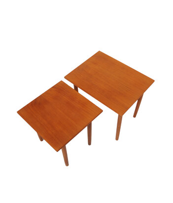 VERKOCHT Vintage teakhouten nesting tables