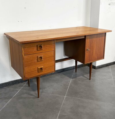 GERESERVEERD Vintage teakhouten jaren 60 bureau
