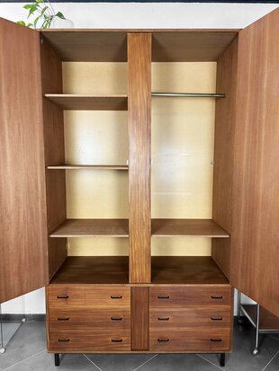 NIEUW Vintage Simpla Lux linnenkast