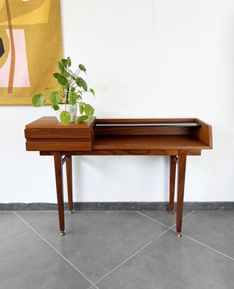 NIEUW . Vintage mid century sidetable kastje