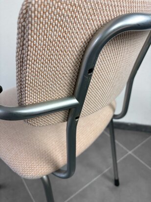 NIEUW . Set Gispen eetkamer stoelen opnieuw gestoffeerd