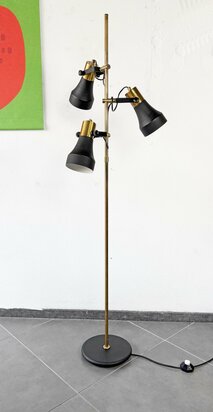NIEUW . Vintage vloerlamp met drie spots