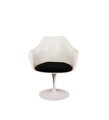 Vintage Eero Saarinen Tulip chair