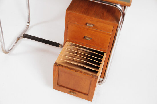 Vintage (kinder)bureau