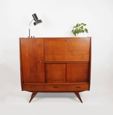 Vintage mid century kast van teakhout