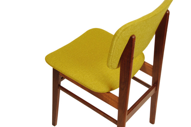 Set vintage eetkamerstoelen opnieuw gestoffeerd