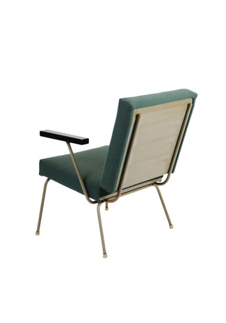 VERKOCHT Vintage Rietveld Gispen fauteuil opnieuw gestoffeerd