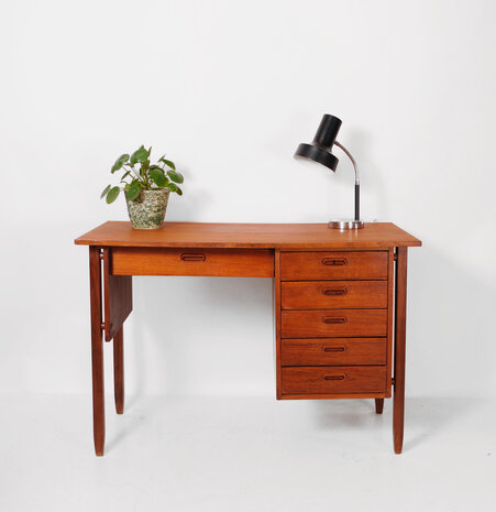 Vintage teakhouten bureau