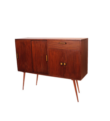 VERKOCHT Vintage highboard op hoge poten