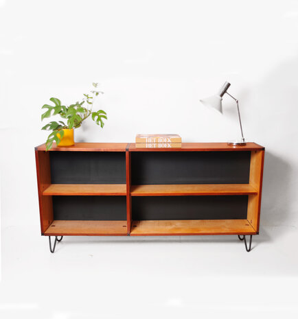 VERKOCHT Vintage boekenkast dressoir