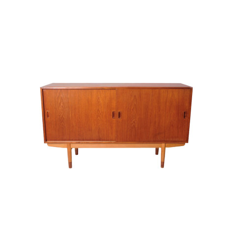 Onbevreesd weduwnaar kans VERKOCHT Vintage Deens design Børge Mogensen dressoir -  www.meneerenmevrouwdeboer.nl