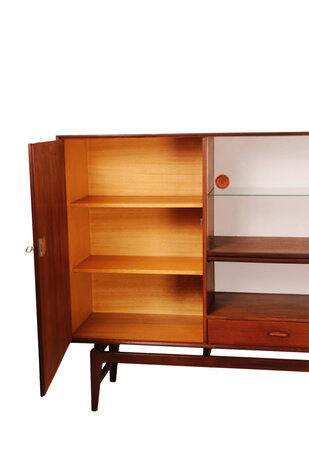 GERESERVEERD Vintage highboard