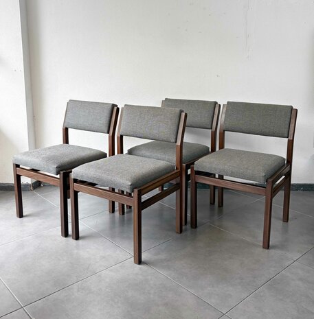 NIEUW Set van vier vintage Cees Braakman Pastoe Japanse serie stoelen