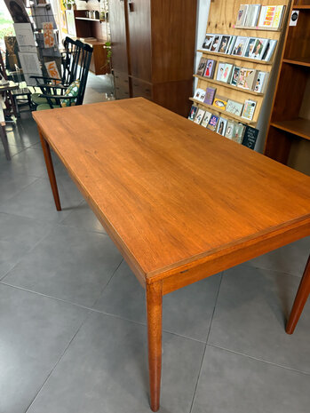 NIEUW Vintage uitschuifbare eettafel van teakhout