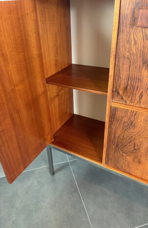 NIEUW . Vintage palissander highboard