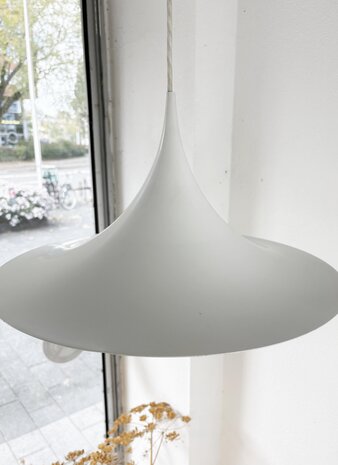 NIEUW . Vintage Lyfa heksenhoed lamp