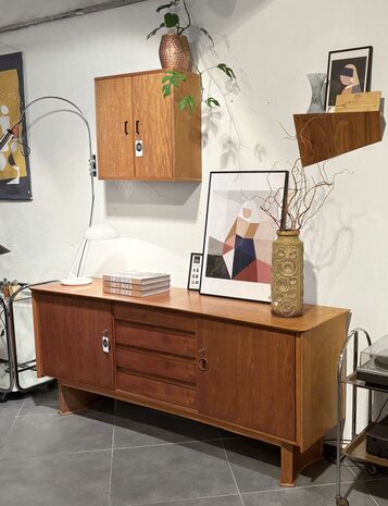 NIEUW . Vintage Simpla Lux hangkastje