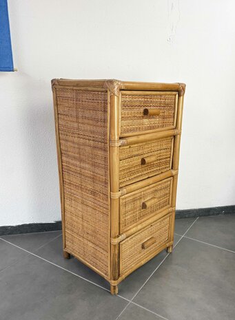 NIEUW . Vintage rotan ladekast