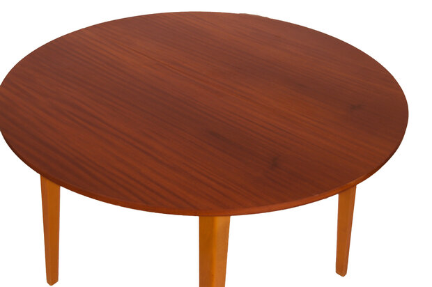 Ronde teakhouten jaren 60 tafel