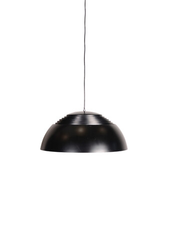 Vintage hanglamp van Arne Jacobsen voor Louis Poulsen 