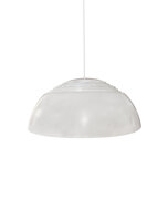 Vintage hanglamp AJ Royal door Arne Jacobsen voor Louis Poulsen
