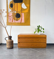 VERKOCHT . Vintage jaren 70 ladekast 